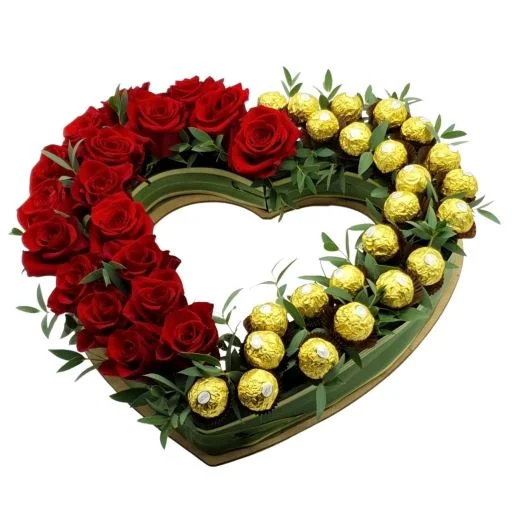 Arreglo floral corazon de rosas y chocolates rocher oasis xl